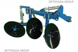 Disc plough for walking tractor